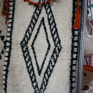 سجادة تقليدية w
